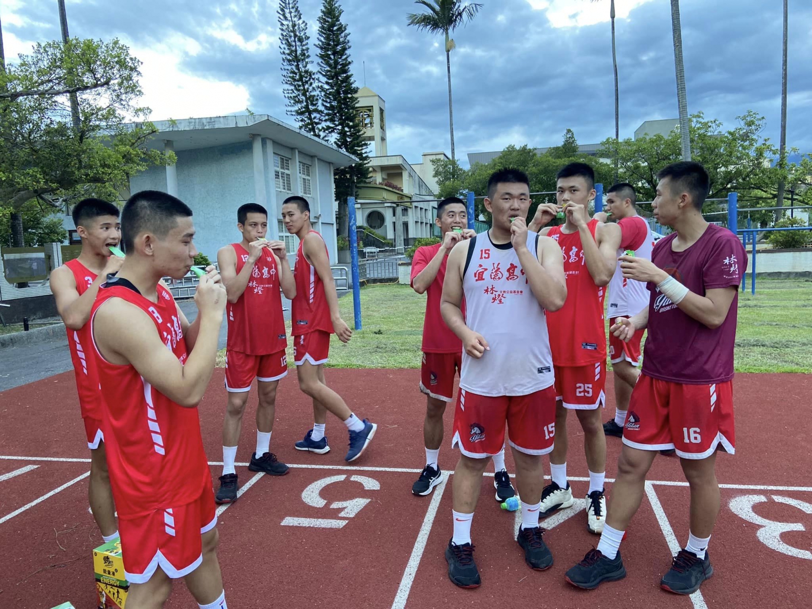 產品與球員合影